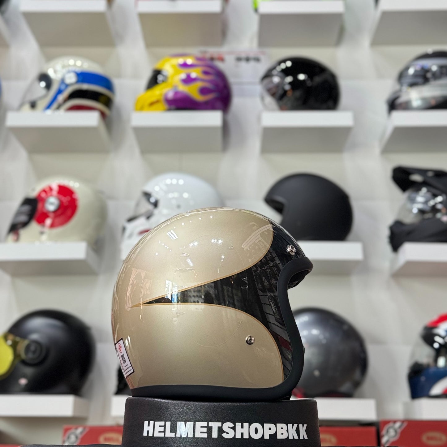 BILTWELL BONANZA METALLIC CHARCOAL CHAMPAGNE SCALLOP