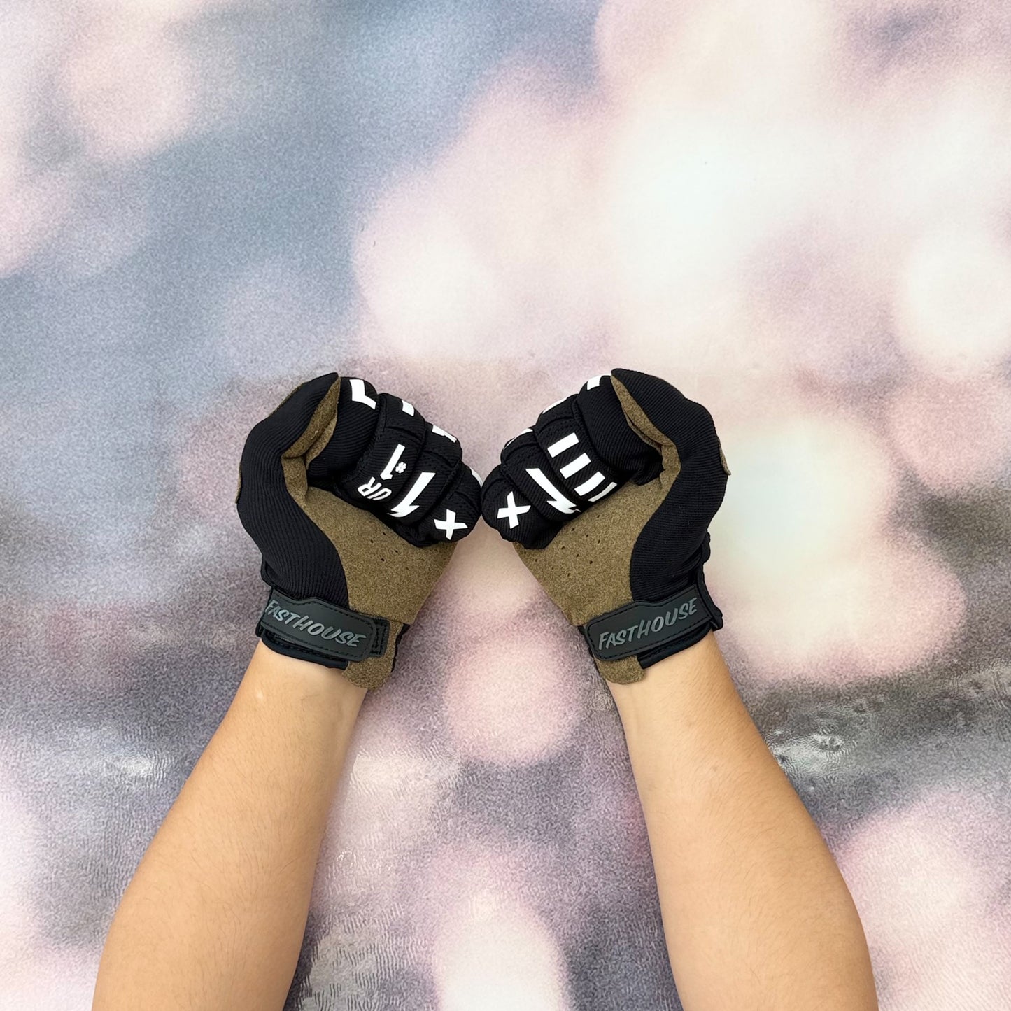 ถุงมือไบท์เกอร์ FASTHOUSE SPEED STYIE ATOMIC GLOVE BLACK
