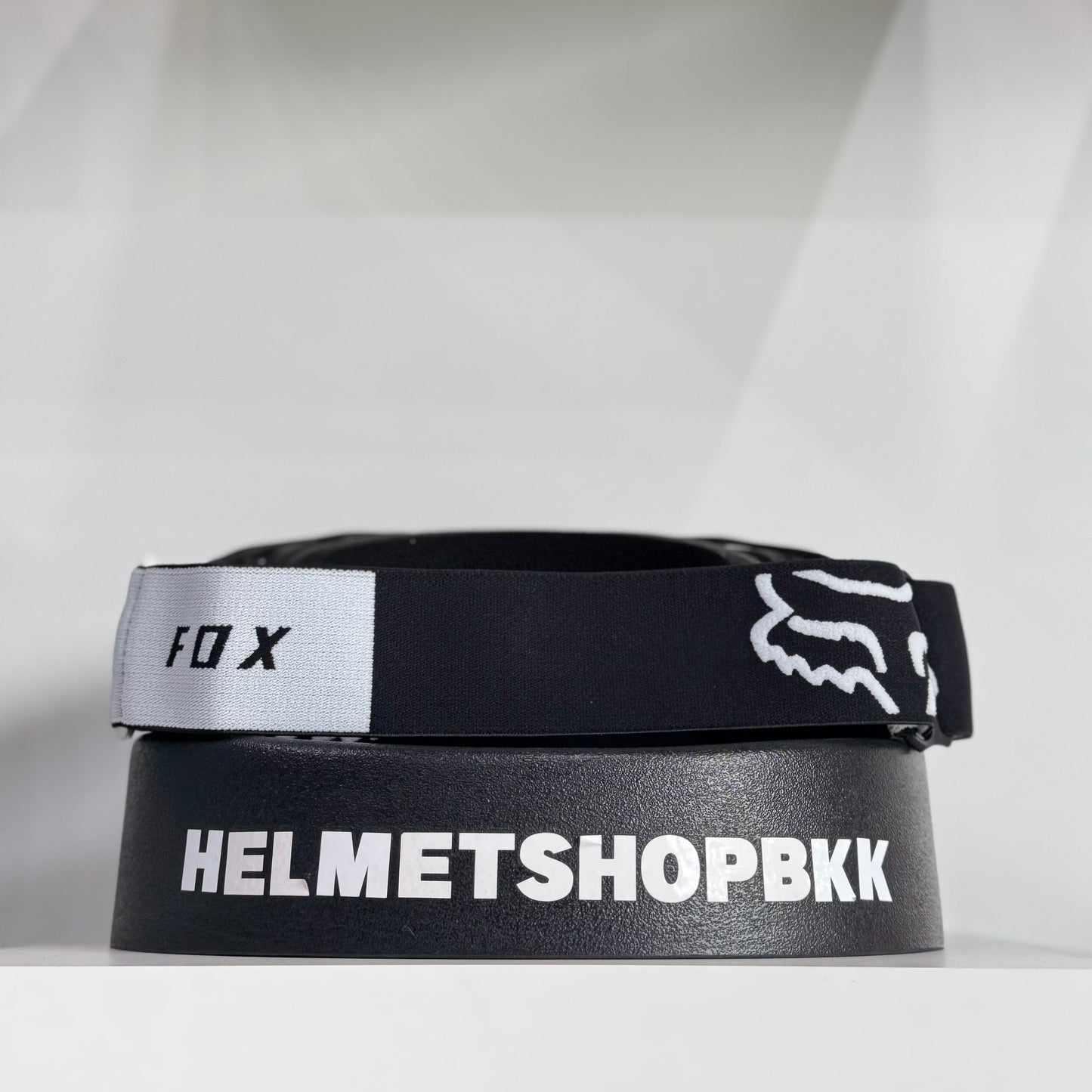 แว่นกันลม FOX AIRSPACE S STRAY GOGGLE BLACK WHITE