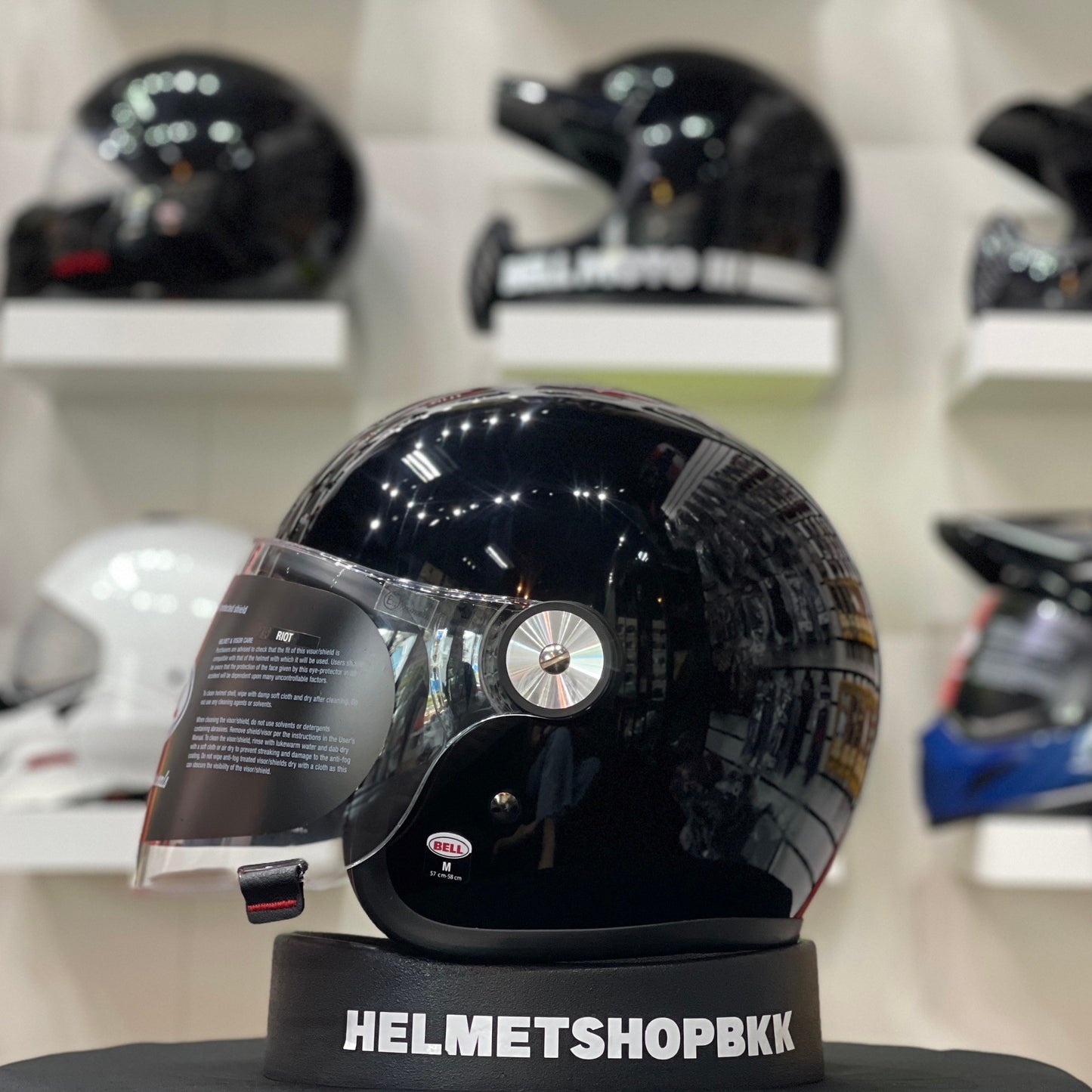 BELL RIOT GLOSS BLACK