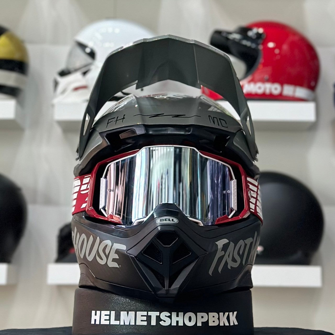 BELL MOTO-10 SPHERICAL FASTHOUSE LIMITED EDITION BMF HELMET GRAY BLACK แถมฟรี แว่นรุ่นท็อปสุด 100% ARMEGA