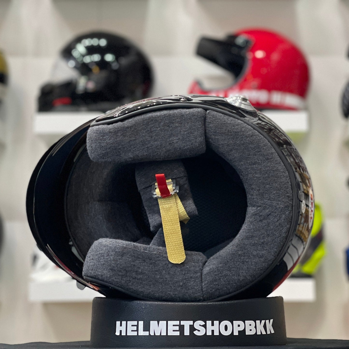 หมวกรถยนต์แบบเปิดหน้า MAG-10 CARBON (HANS)