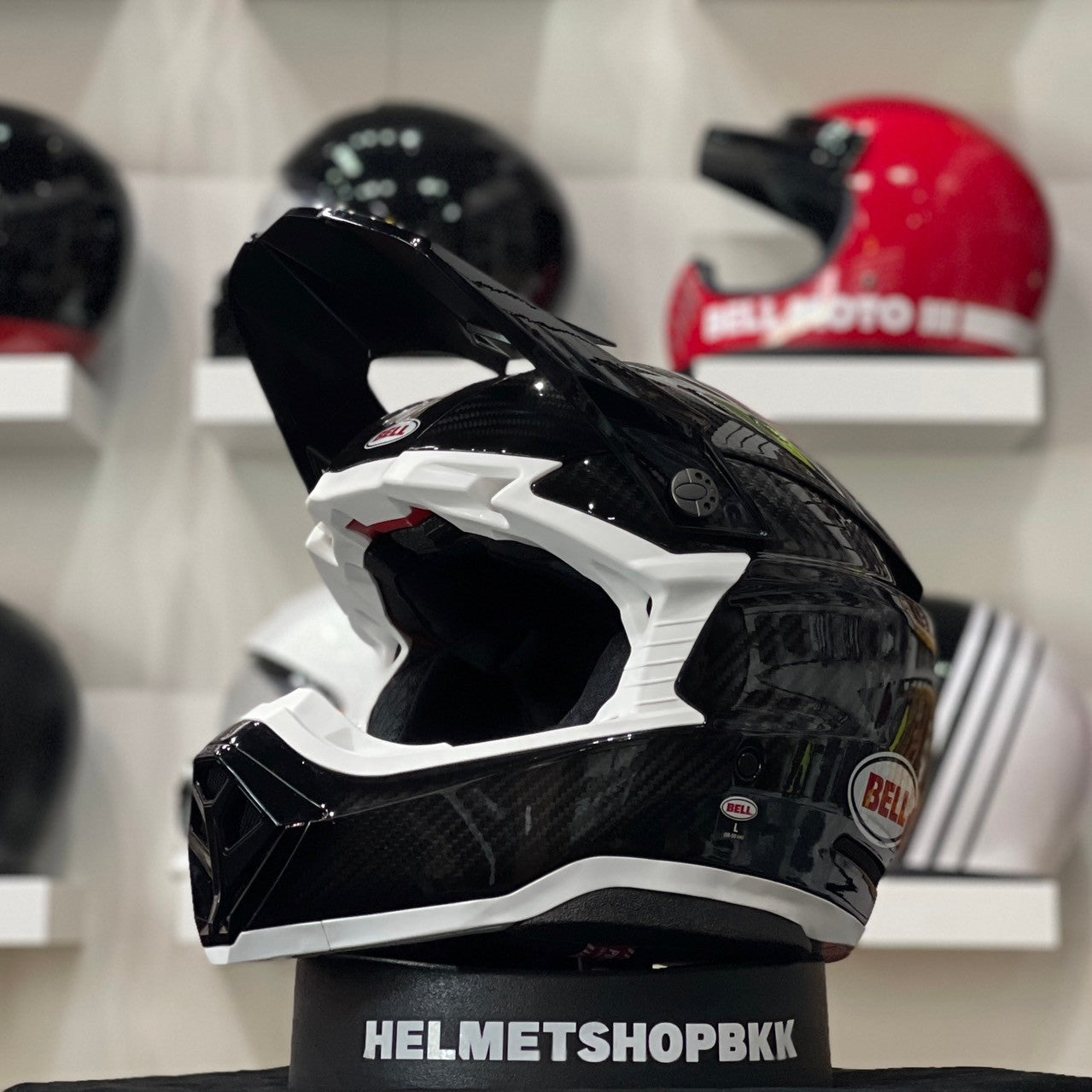 MOTO-10 SPHERICAL GLOSS BLACK WHITE