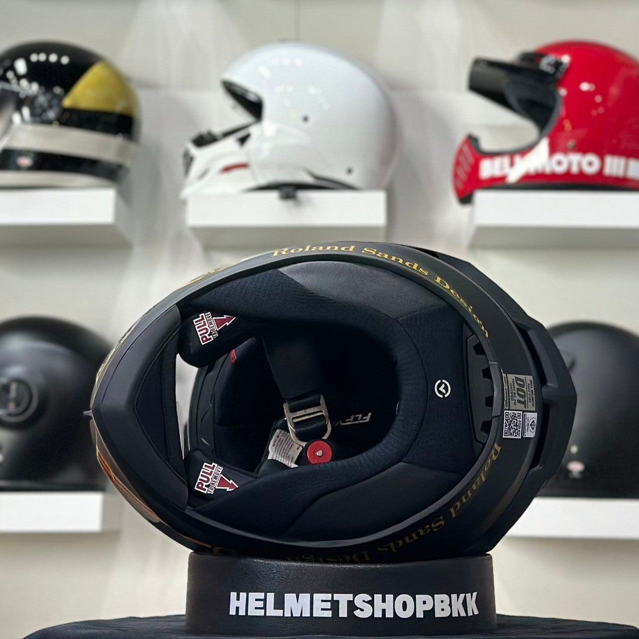 BELL RACE STAR DLX FLEX RSD PLAYER MATTE GLOSS BLACK GOLD