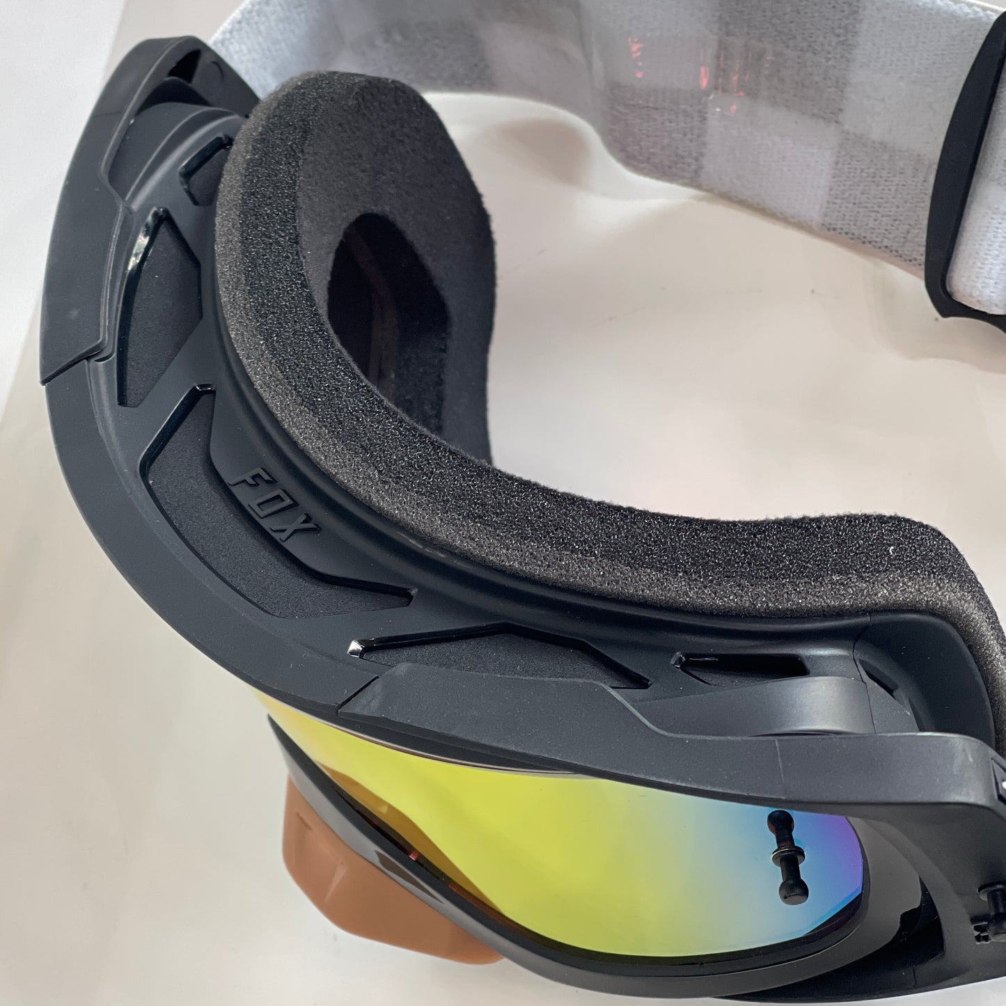 แว่นกันลม FOX AIRSPACE DRIVE BLACK WHITE