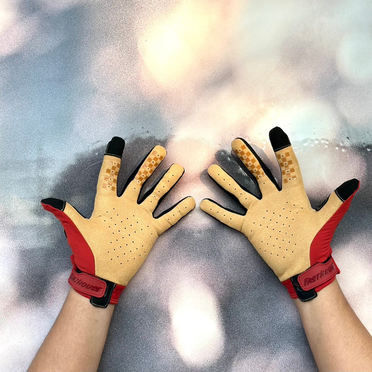 ถุงมือไบท์เกอร์ FASTHOUSE SPEED STYLE CAMINO GLOVE LAVA FALLS