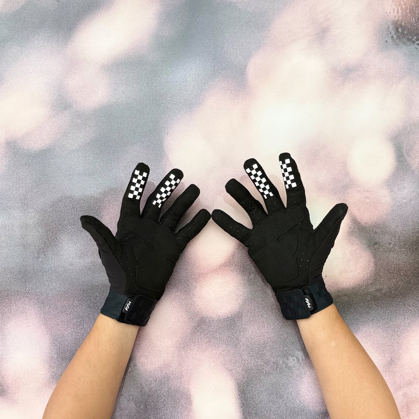 ถุงมือไบท์เกอร์ FASTHOUSE BLASTER GRIND GLOVE BLACK