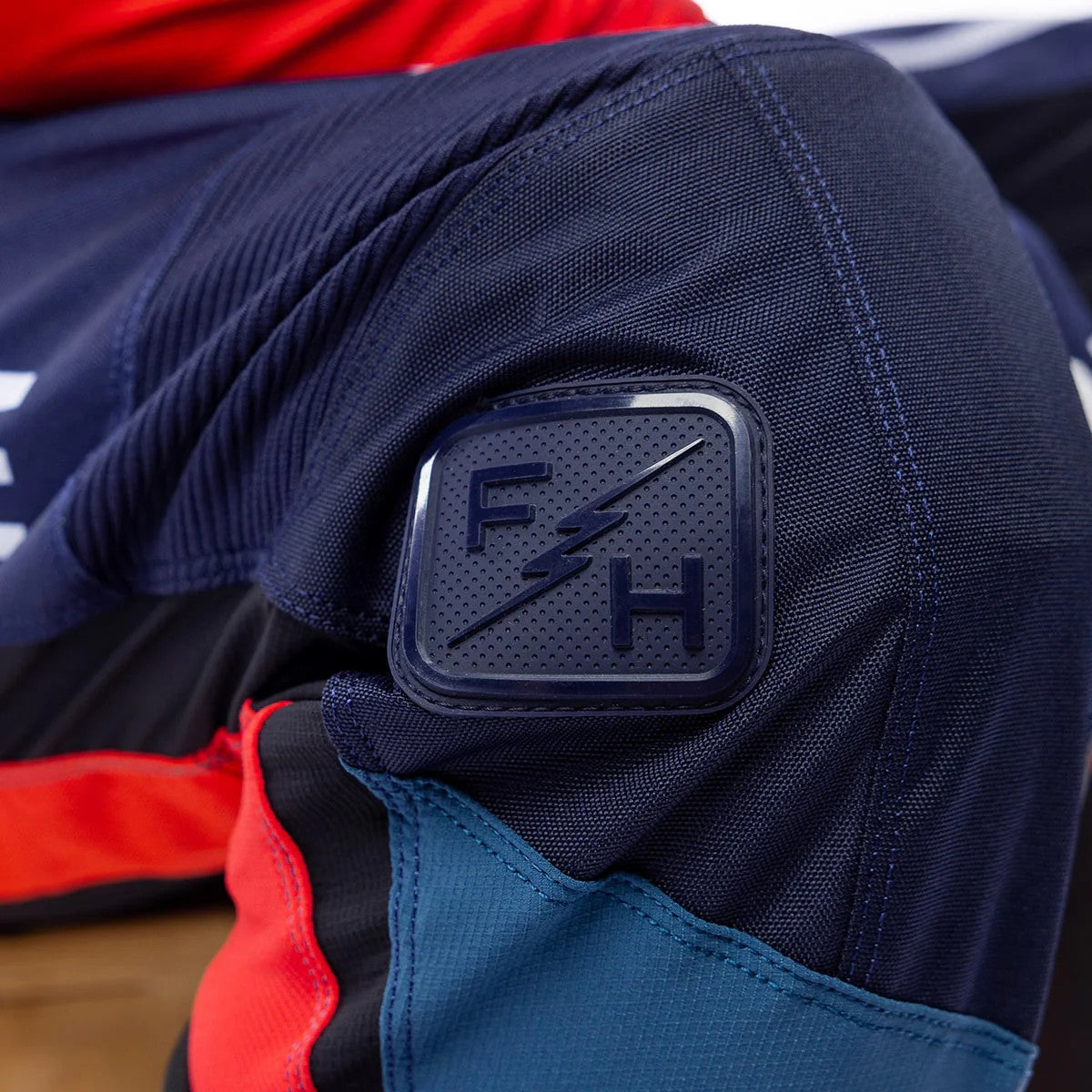 กางเกง FASTHOUSE GRINDHOUSE HUDSON PANT BLUE RED