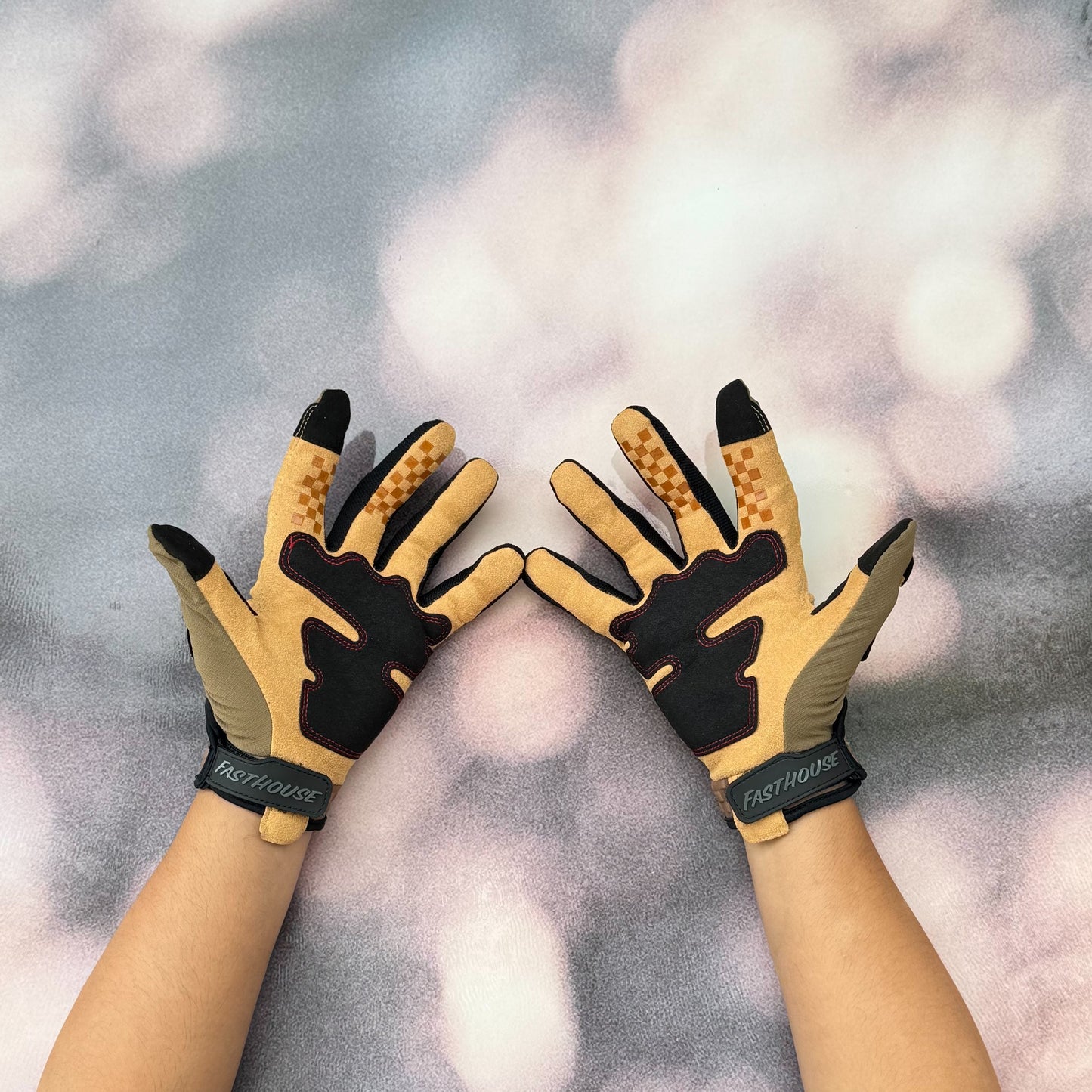 ถุงมือไบท์เกอร์ FASTHOUSE OFF ROAD MATOX GLOVE TEAK BLACK