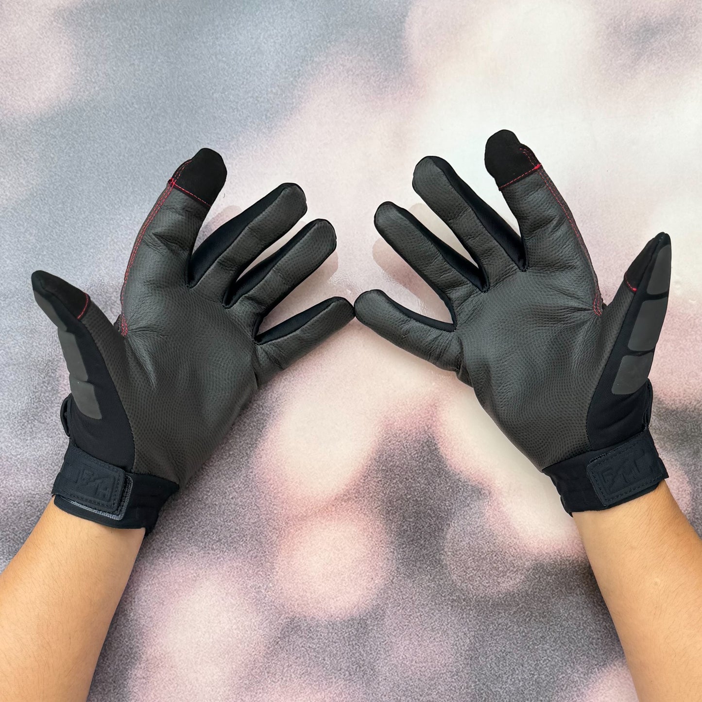 ถุงมือไบท์เกอร์  FASTHOUSE TOASTER GLOVE BLACK BLACK