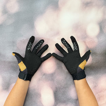 ถุงมือไบท์เกอร์ FASTHOUSE VAPOR RAY GLOVE VINTAGE GOLD BLACK