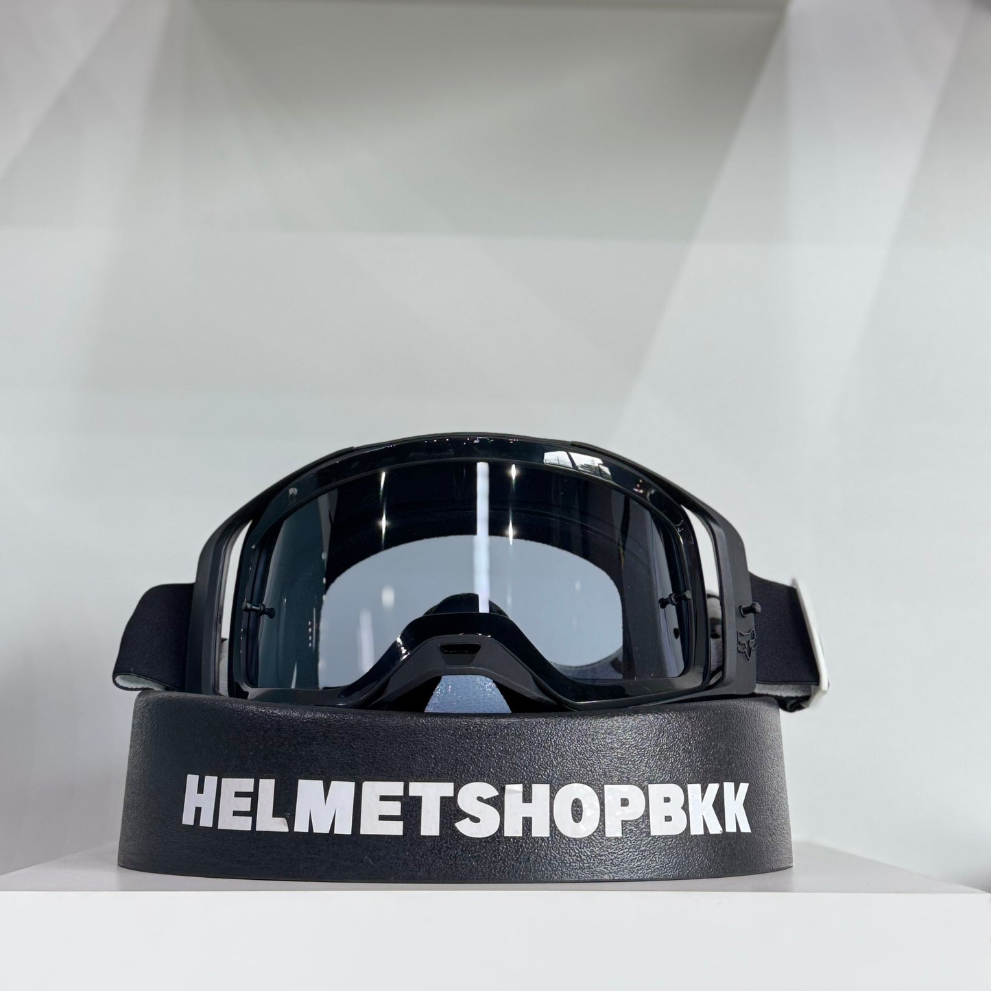 แว่นกันลม FOX AIRSPACE S STRAY GOGGLE BLACK WHITE