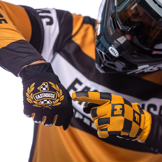 ถุงมือไบท์เกอร์ FASTHOUSE SPEED STYLE HERO GLOVE BLACK VINTAGE GOLD