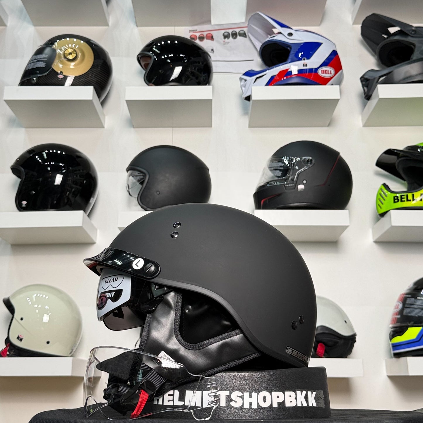 หมวกกันน็อค GMAX HH-65 FULL DRESSED HALF HELMET MATTE BLACK