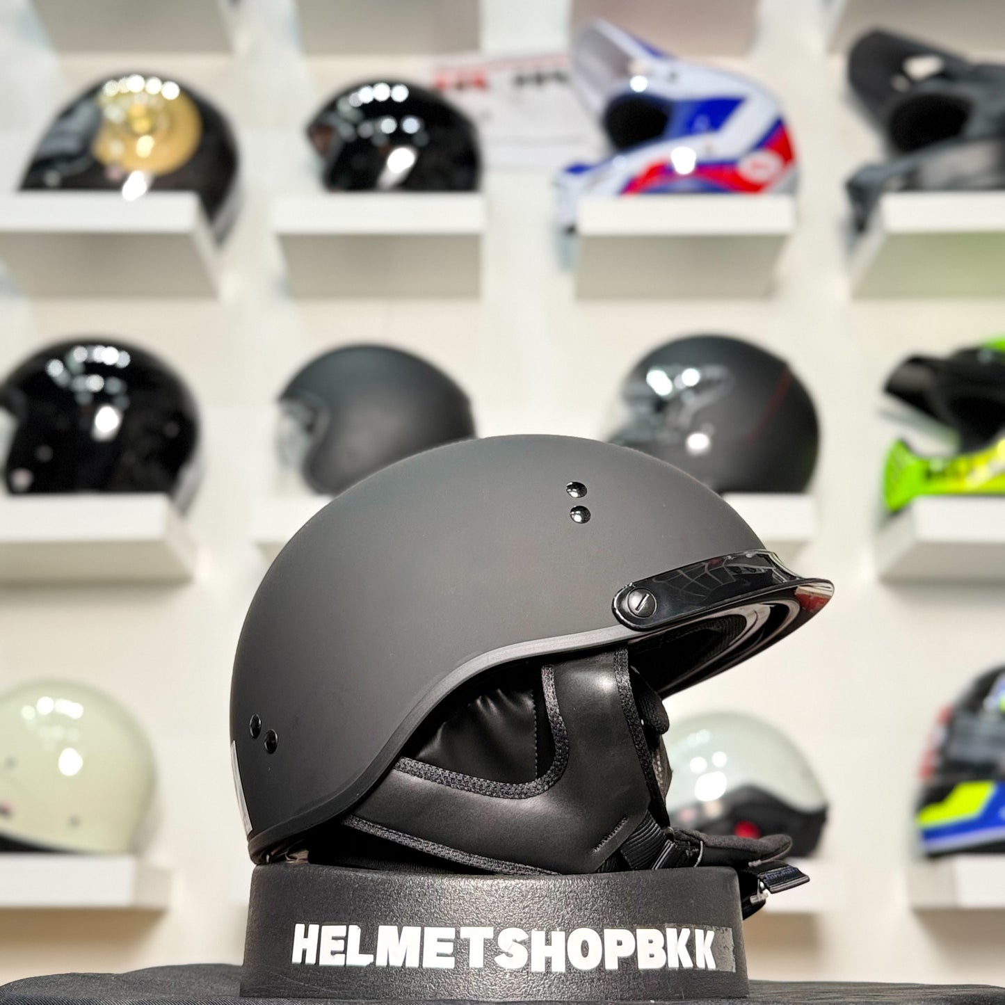 หมวกกันน็อค GMAX HH-65 FULL DRESSED HALF HELMET MATTE BLACK