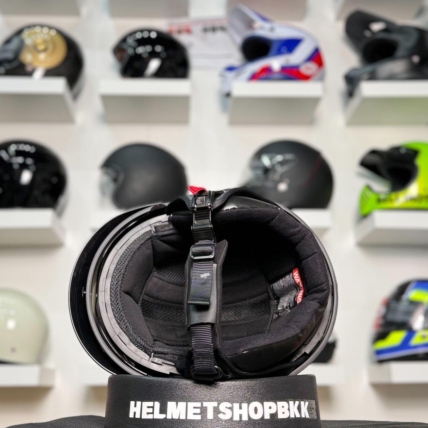 หมวกกันน็อค GMAX HH-65 FULL DRESSED HALF HELMET MATTE BLACK