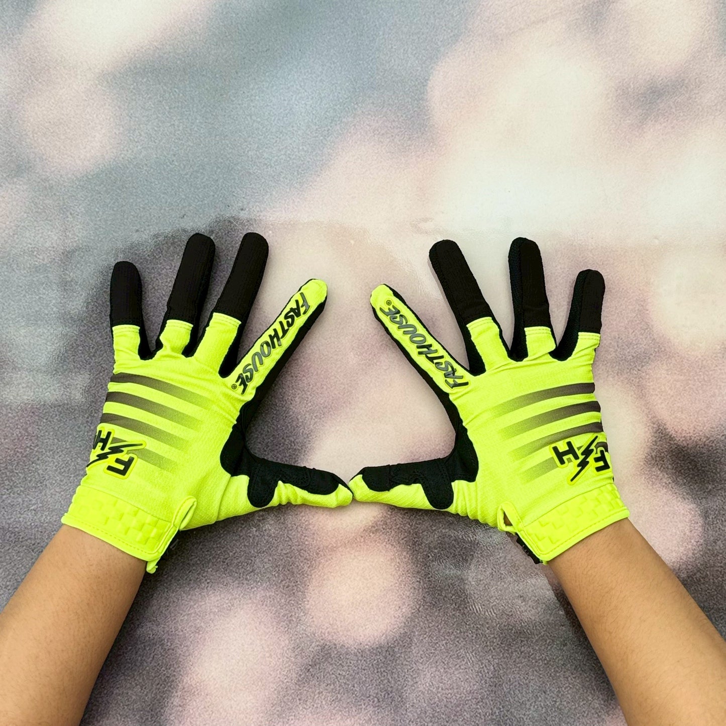 ถุงมือไบท์เกอร์ FASTHOUSE ELROD HYPERSONIC GLOVE HIGH-VIZ