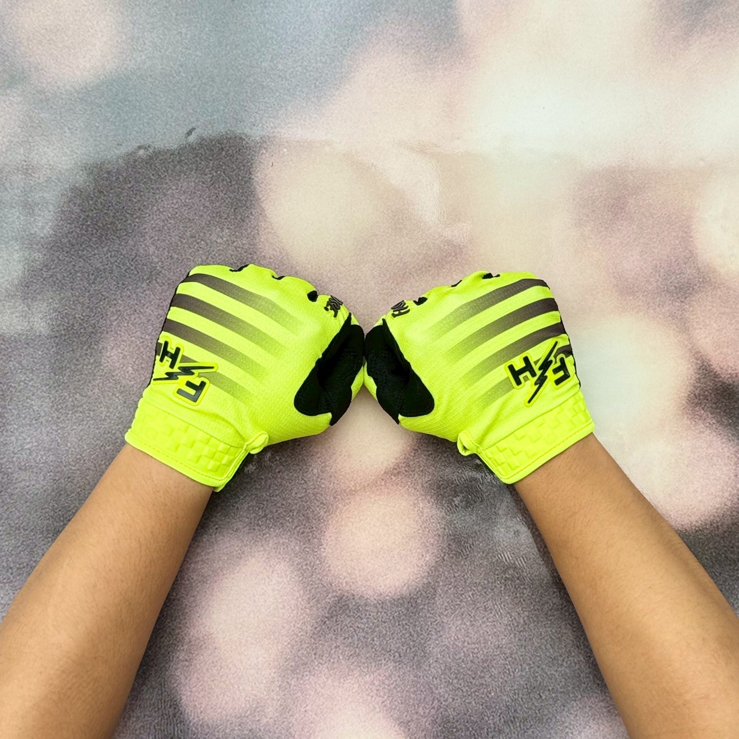ถุงมือไบท์เกอร์ FASTHOUSE ELROD HYPERSONIC GLOVE HIGH-VIZ