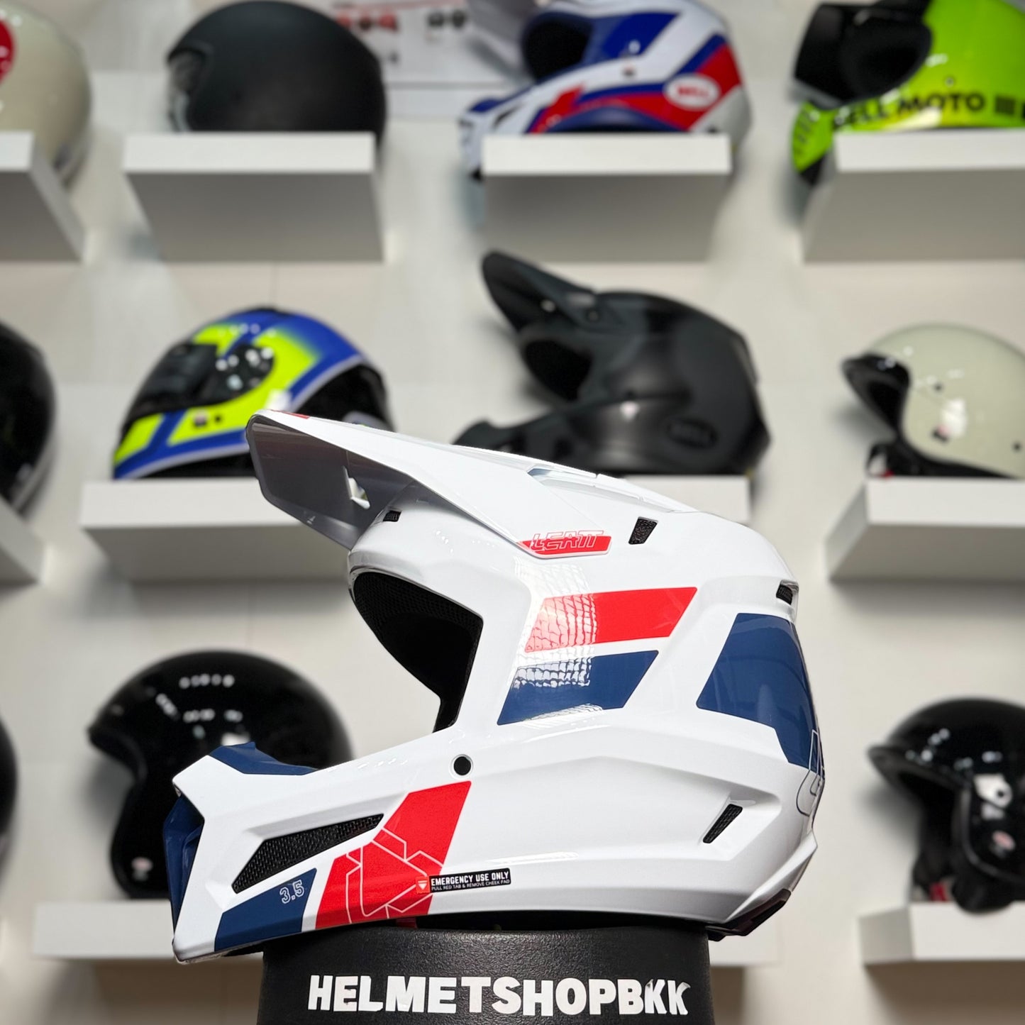 หมวกกันน็อค LEATT KIT MOTO 3.5 WHITE