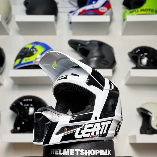 หมวกกันน็อคเด็ก LEATT MOTO 3.5 JUNIOR V24 BLACK WHITE