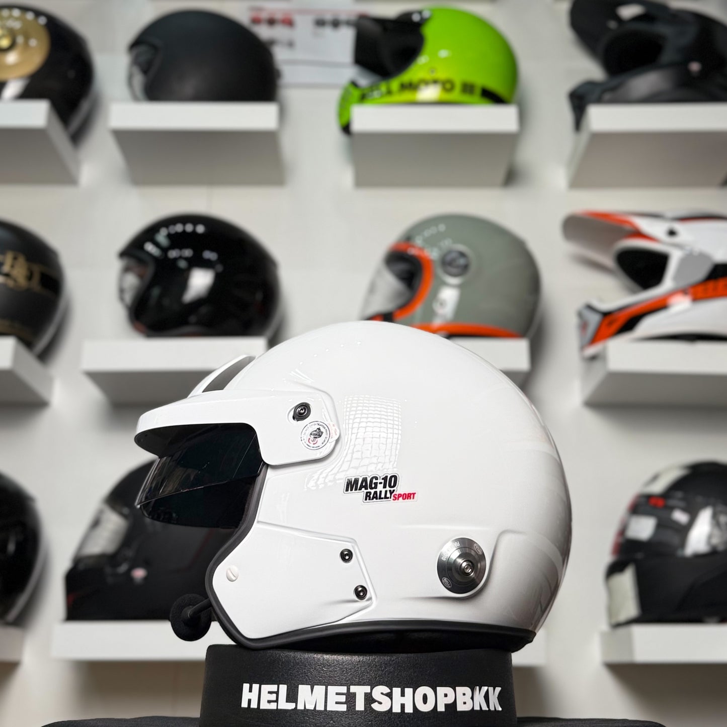 หมวกรถยนต์ BELL MAG-10 RALLY SPORT - WHITE (HANS) HOMOLOGATION FIA 8859-2024