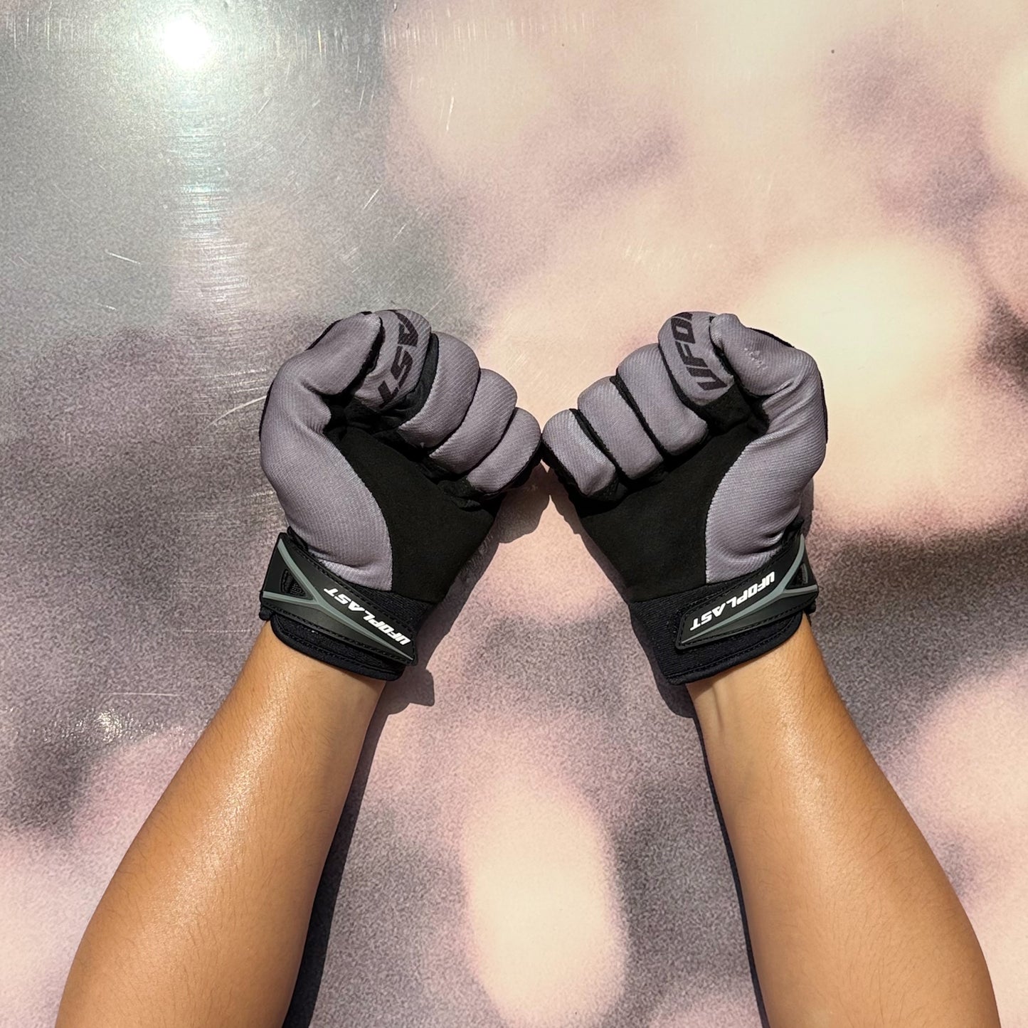 ถุงมือ UFO MOTOCROSS SKYLINE GLOVES GRAY