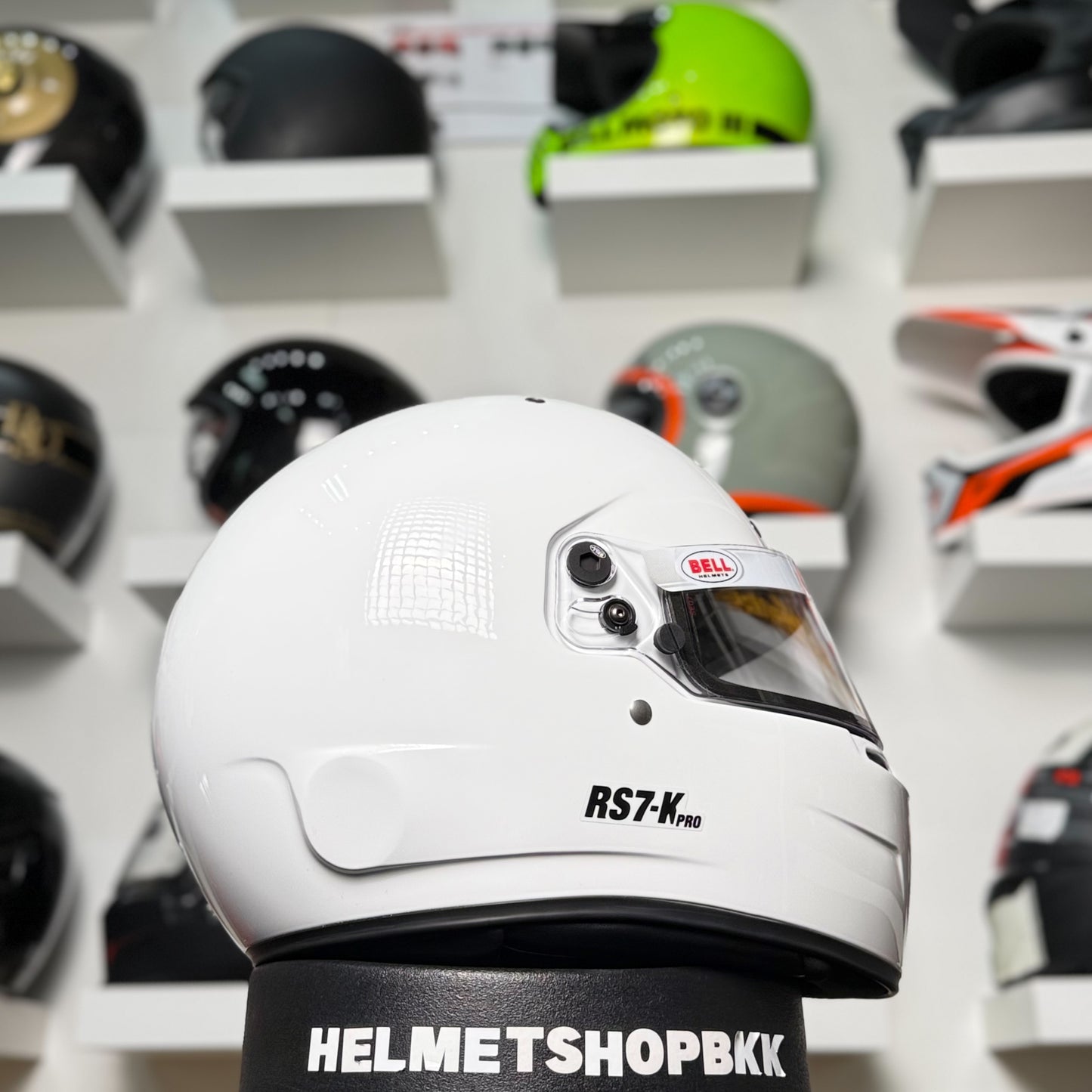 หมวกรถยนต์โกคาร์ท BELL RS7-K PRO WHITE HOMOLOGATION FIA 8878-2024 SNELL K2025