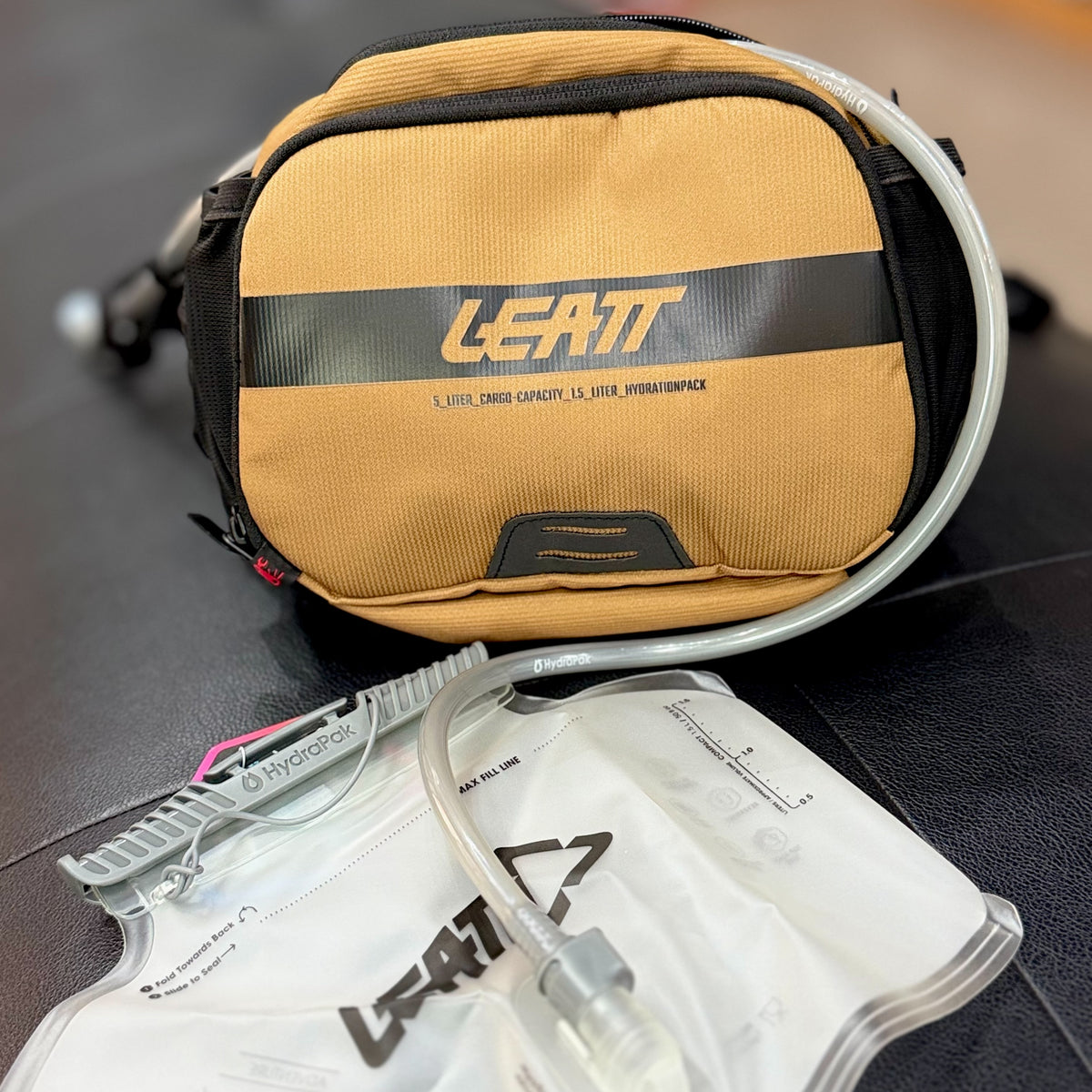 กระเป๋าคาดเอว LEATT HYDRATION CORE 1.5 BRASS BROWN