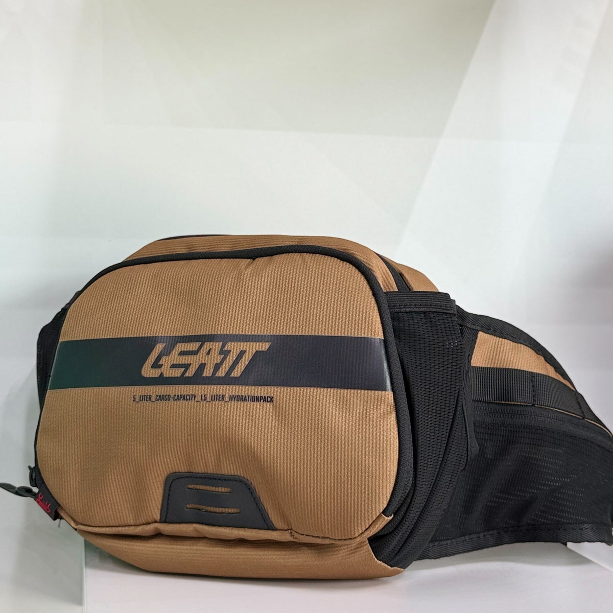 กระเป๋าคาดเอว LEATT HYDRATION CORE 1.5 BRASS BROWN