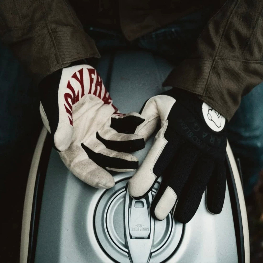 ถุงมือ HOLYFREEDOM GARAGE GLOVES