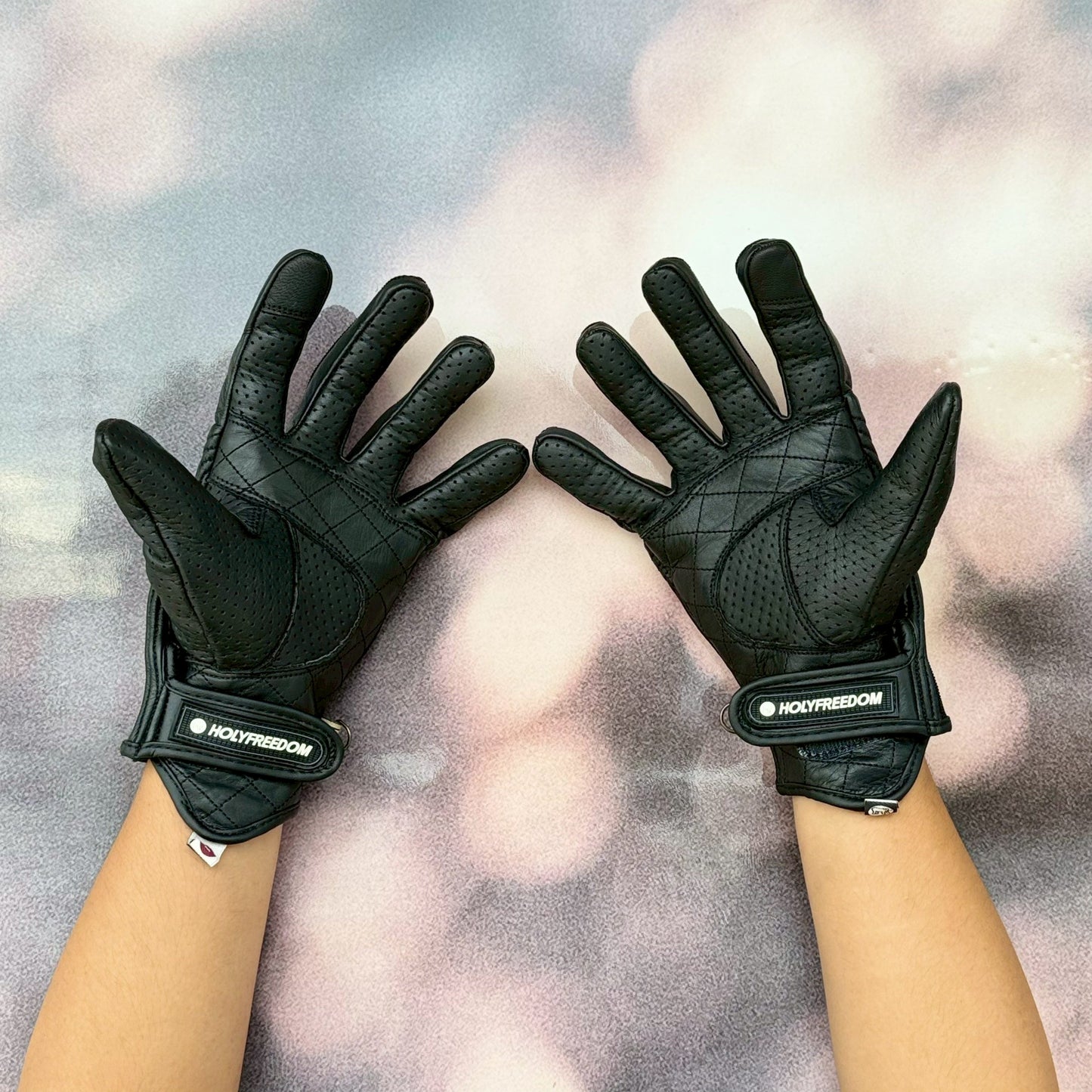 ถุงมือ HOLYFREEDOM MOTORCYCLE GLOVE - TOOLS BLACK