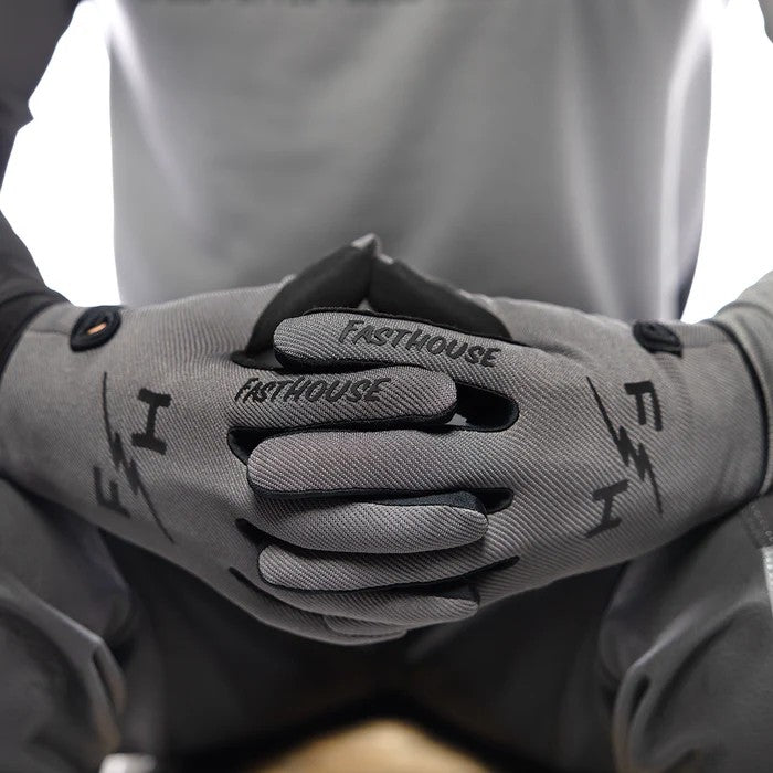 ถุงมือไบท์เกอร์ FASTHOUSE CARBON ETERNAL GLOVE GRAY